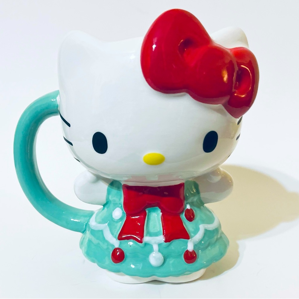 🎄🎀Hello Kitty Christmas Mug